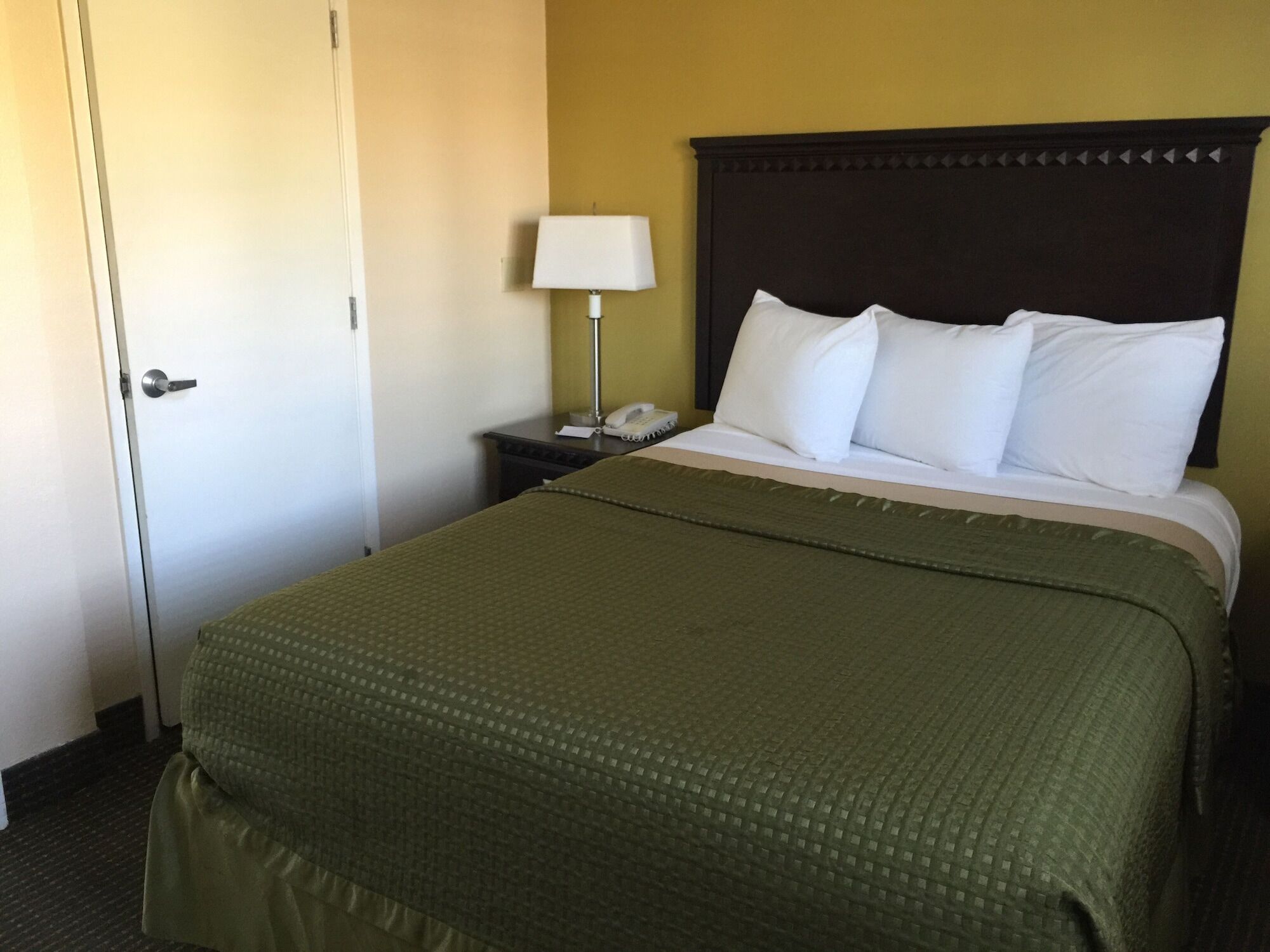 Travelodge By Wyndham Chatsworth Los Angeles Exterior foto