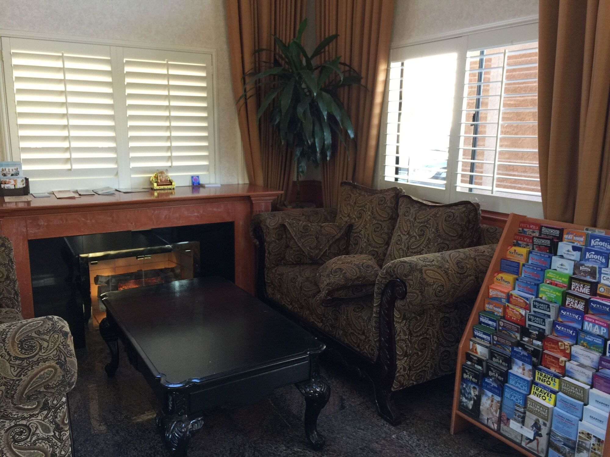 Travelodge By Wyndham Chatsworth Los Angeles Exterior foto