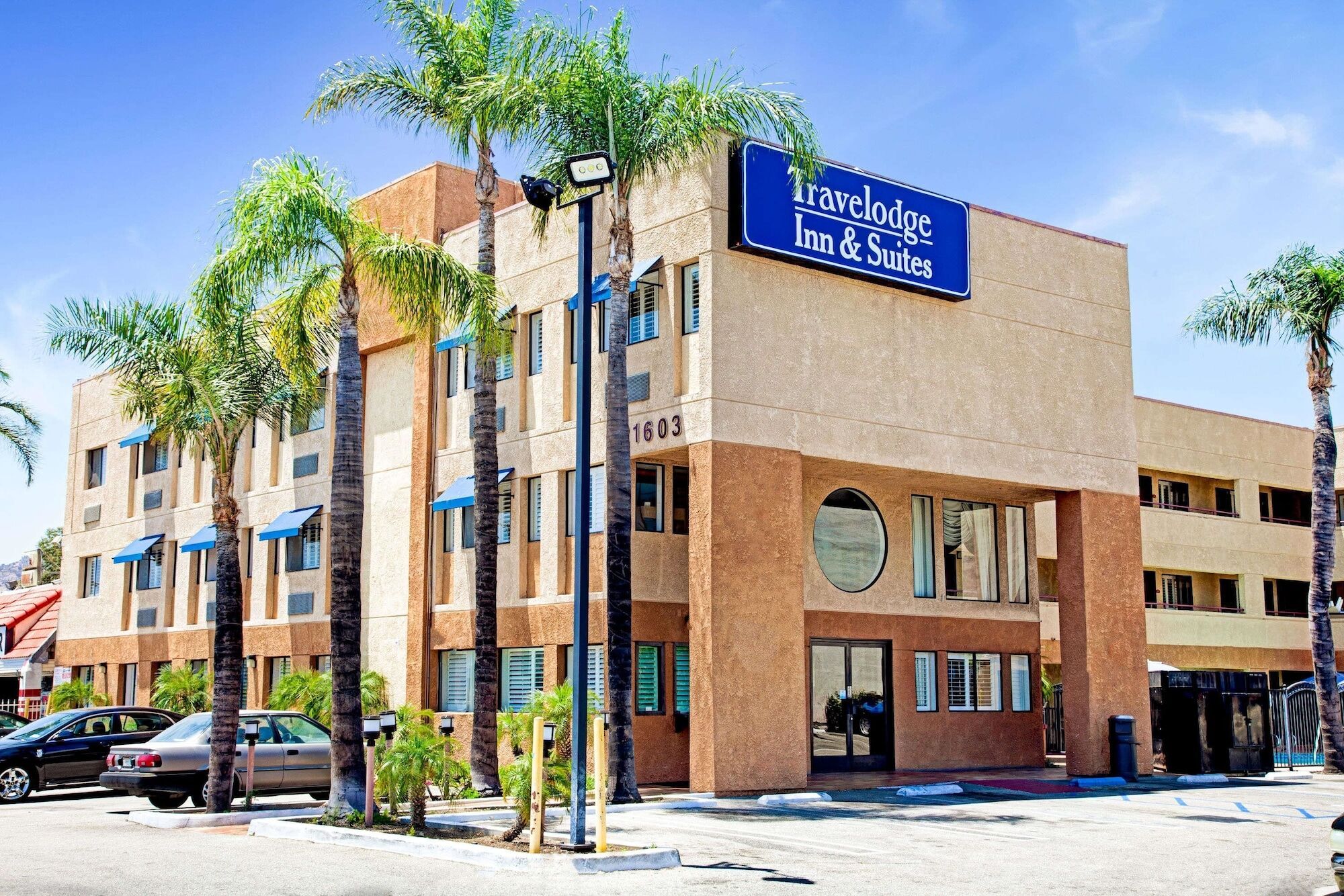 Travelodge By Wyndham Chatsworth Los Angeles Exterior foto